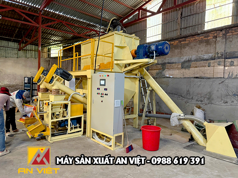 Bàn giao dây chuyền sản xuất keo dán gạch  4-5 Tấn/giờ tại Đà Nẵng